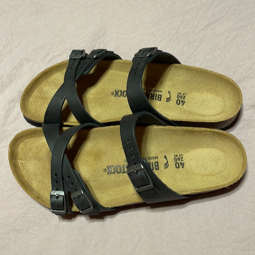NEW Birkenstock Black Franca Sandals in Size 40